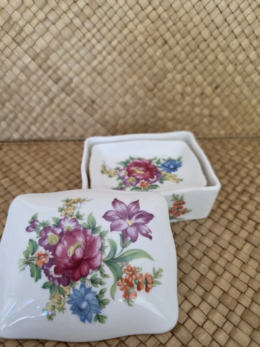 Porcelain Floral Trinket Box - White with Multicolor Flowers